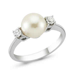 Pearl & Round Brilliant Diamond Ring